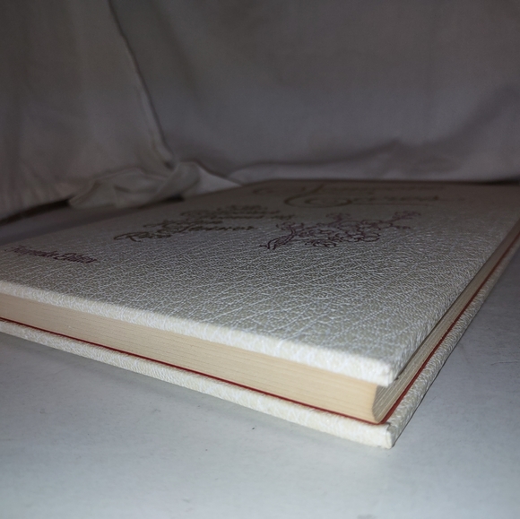 Someone Cares The Collected Poems of Helen Steiner Rice 1972 Softcover Vintage G - Picture 2 of 8